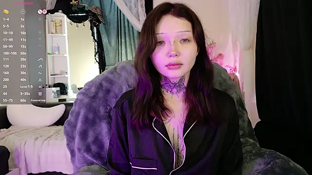 Lein Bone online show from June 14, 2026, 1:14 am
