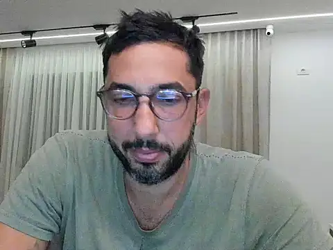 sweetoyboy777 online show from September 10, 2025, 9:37 pm