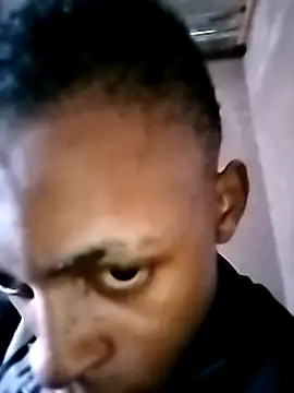 Snapshot of CrepedTrek chatting on October 5, 2025, 12:03 pm CrepedTrek online show from October 5, 2025, 12:03 pm