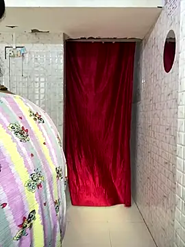 MONA 0213 online show from September 18, 2025, 3:08 am