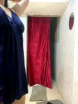 MONA 0213 online show from September 26, 2025, 6:12 pm