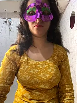 MONA 0213 online show from October 13, 2025, 6:41 pm