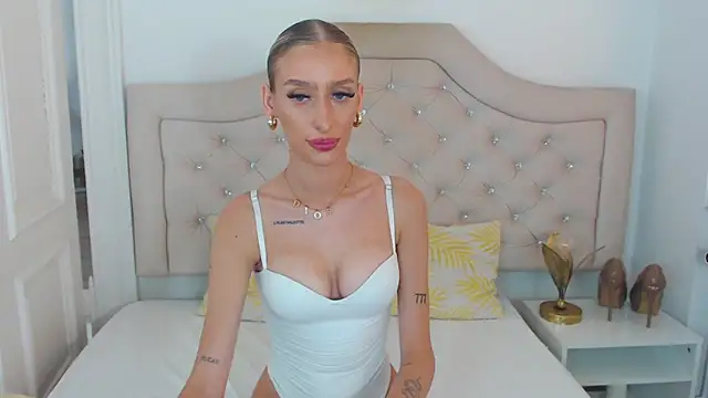 NatalieSensual online show from June 13, 2026, 12:25 pm