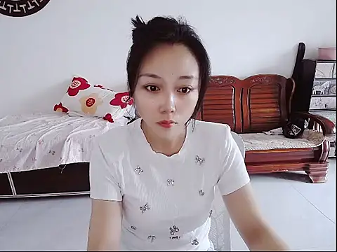 linger888 online show from June 12, 2026, 8:52 pm