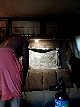 ShawnandDani7074 online show from March 5, 2026, 10:17 pm