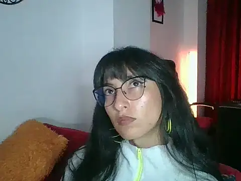 Snapshot of a_miss chatting on September 23, 2025, 10:35 pm a miss online show from September 23, 2025, 10:35 pm