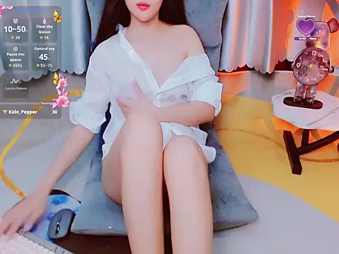 Snapshot of girlsweets2277 chatting on September 27, 2025, 2:33 pm girlsweets2277 online show from September 27, 2025, 2:33 pm