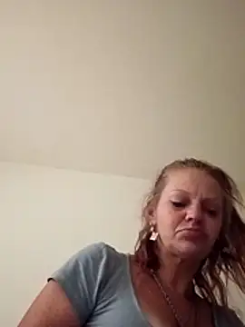 IrishGoddess69247 online show from February 24, 2026, 9:40 am