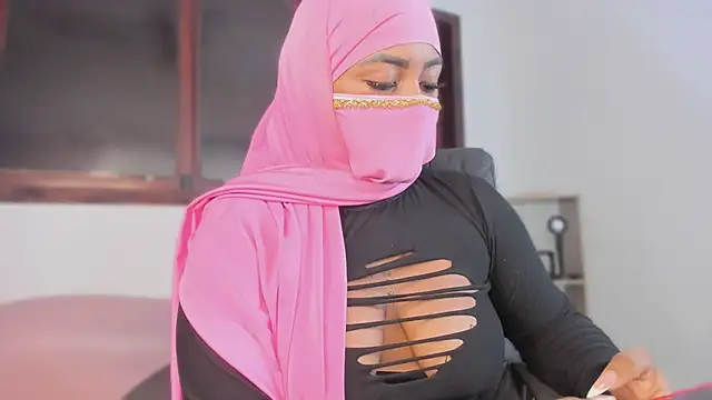 yasmin elite online show from February 5, 2026, 10:31 am