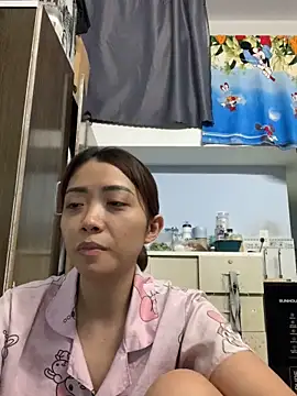 Minee1202 online show from May 5, 2026, 1:13 am
