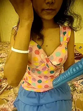 Snaya-baby online show from November 9, 2025, 1:42 pm