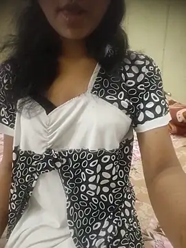 Snapshot of Snaya-baby chatting on June 12, 2026, 6:23 am Snaya-baby online show from June 12, 2026, 6:23 am