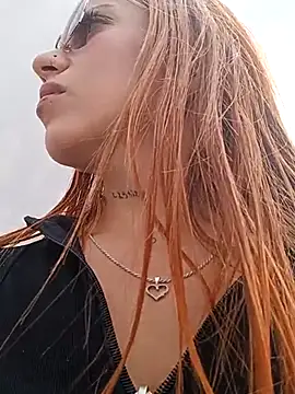 Snapshot of Alis_xxx chatting on October 8, 2025, 7:00 pm Alis xxx online show from October 8, 2025, 7:00 pm