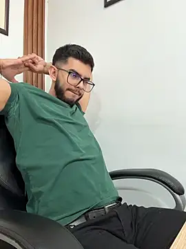 milosky00 online show from February 2, 2026, 7:45 pm