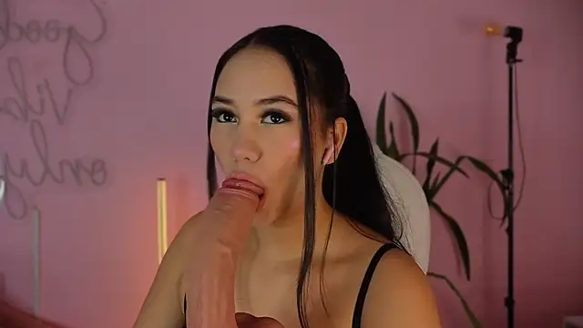 Snapshot of Jazmiinee chatting on October 29, 2025, 4:09 pm Jazmiinee online show from October 29, 2025, 4:09 pm