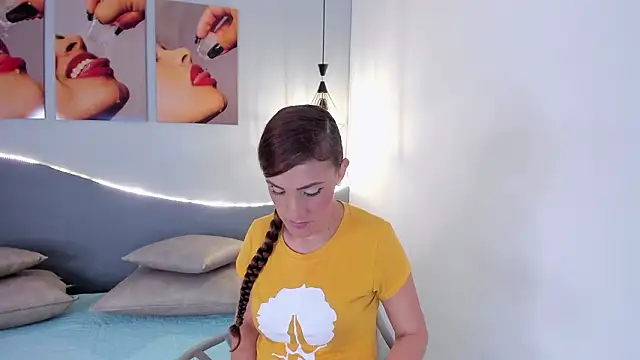 Nicol 89  online show from March 13, 2026, 11:50 am