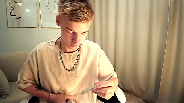 MrSexyCum4U online show from September 25, 2025, 1:42 am