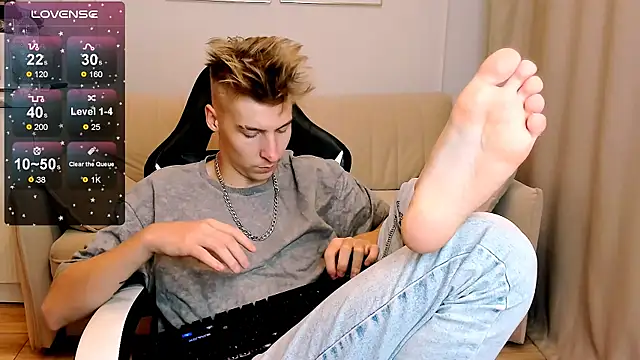 MrSexyCum4U online show from October 9, 2025, 7:56 pm