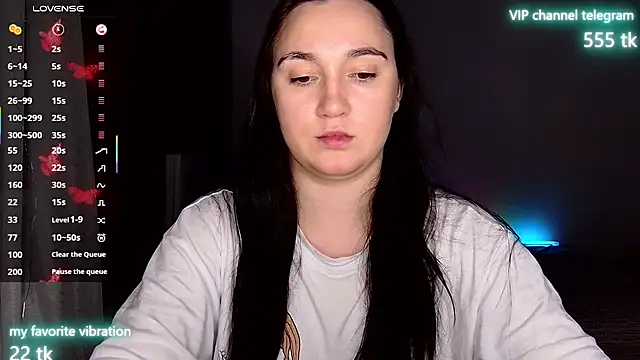 Snapshot of Eliz_v_tta chatting on October 10, 2025, 9:36 pm Eliz v tta online show from October 10, 2025, 9:36 pm