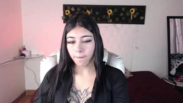 Snapshot of gabriella_live chatting on September 25, 2025, 7:28 pm gabriella live online show from September 25, 2025, 7:28 pm