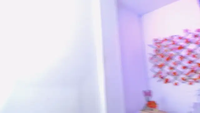 AmandaPeet online show from December 1, 2025, 9:09 pm