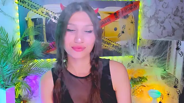 Mollyinyourmind online show from October 27, 2025, 7:18 pm