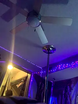 Triggerhappycj100 online show from October 31, 2025, 6:03 am