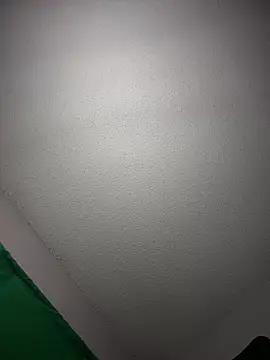 Snapshot of Triggerhappycj100 chatting on March 3, 2026, 9:26 am Triggerhappycj100 online show from March 3, 2026, 9:26 am