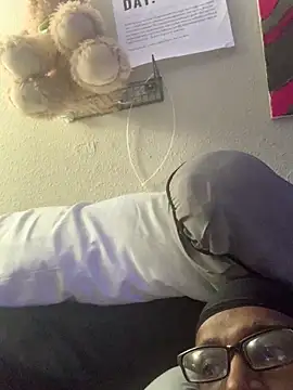 Snapshot of Triggerhappycj100 chatting on March 16, 2026, 3:45 am Triggerhappycj100 online show from March 16, 2026, 3:45 am