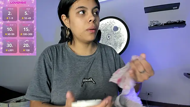 Aleja-02 online show from September 23, 2025, 8:34 pm