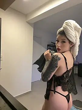 Snapshot of Privad_ravenna chatting on April 23, 2026, 8:55 pm Privad ravenna online show from April 23, 2026, 8:55 pm