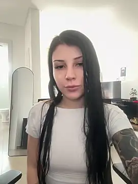 Snapshot of Privad_ravenna chatting on May 6, 2026, 3:50 pm Privad ravenna online show from May 6, 2026, 3:50 pm