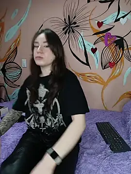 Snapshot of Amber-08 chatting on October 10, 2025, 1:43 pm Amber-08 online show from October 10, 2025, 1:43 pm