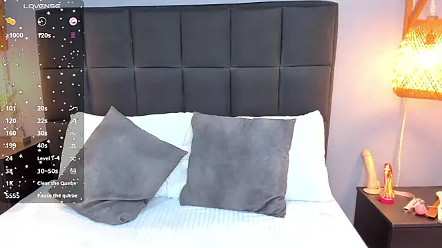 natalie esmith online show from September 29, 2025, 11:59 am