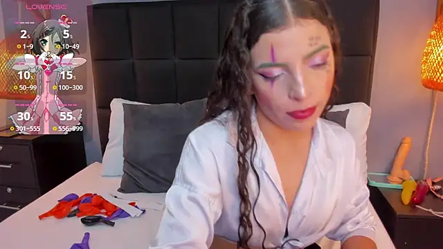 natalie esmith online show from October 31, 2025, 12:17 pm