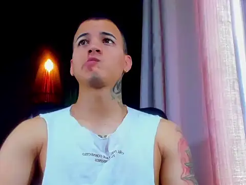 Snapshot of rocoo_santos chatting on May 5, 2026, 5:54 pm rocoo santos online show from May 5, 2026, 5:54 pm