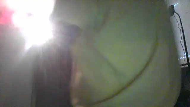 TrisalQuente online show from March 20, 2026, 2:27 am