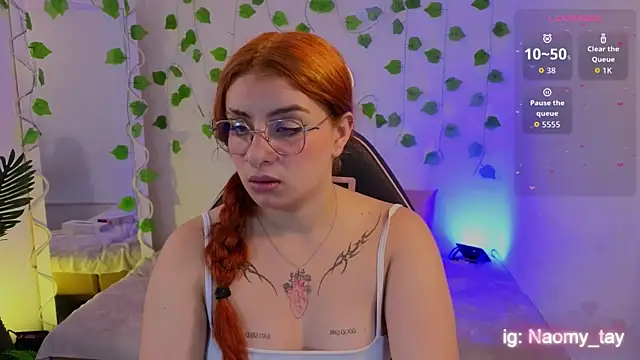 Snapshot of Naomy_tay1 chatting on September 19, 2025, 3:30 am Naomy tay1 online show from September 19, 2025, 3:30 am
