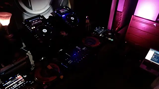 Snapshot of TransFionaLuv chatting on March 10, 2026, 6:51 am TransFionaLuv online show from March 10, 2026, 6:51 am