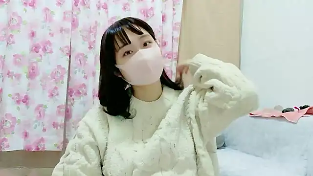 Snapshot of RenaFcup chatting on February 15, 2026, 12:36 pm RenaFcup online show from February 15, 2026, 12:36 pm