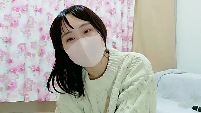 Snapshot of RenaFcup chatting on February 17, 2026, 12:45 pm RenaFcup online show from February 17, 2026, 12:45 pm