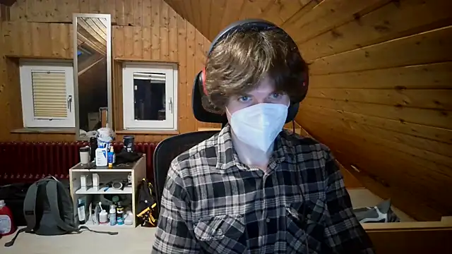 Imagerysin23 online show from March 16, 2026, 6:12 pm