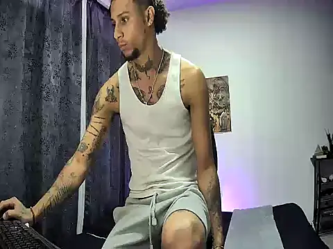 Snapshot of juantalents chatting on September 22, 2025, 8:44 pm juantalents online show from September 22, 2025, 8:44 pm