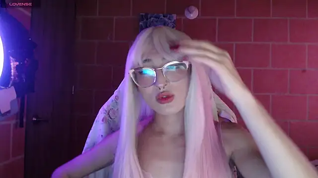 Snapshot of Andrea_camilaaa chatting on April 29, 2026, 5:41 pm Andrea camilaaa online show from April 29, 2026, 5:41 pm