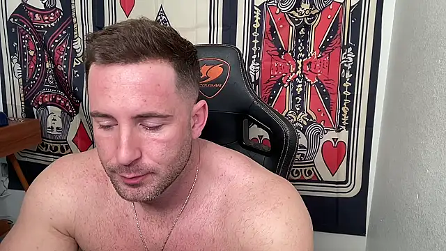 brettmycles28 online show from December 19, 2025, 6:26 pm