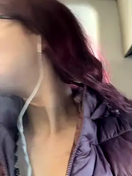 raen001 online show from November 19, 2025, 8:58 am