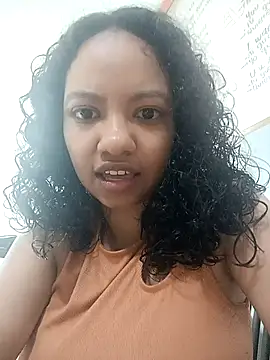 Snapshot of CandelaCool_ chatting on March 15, 2026, 12:44 pm CandelaCool online show from March 15, 2026, 12:44 pm