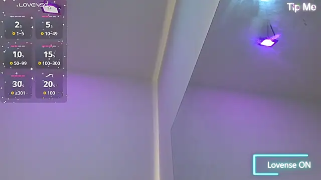 Snapshot of luna_starr69 chatting on October 31, 2025, 1:34 pm luna starr69 online show from October 31, 2025, 1:34 pm