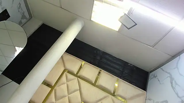 Allisonts69 online show from March 19, 2026, 2:37 am