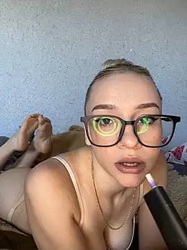 JennaOluretn online show from October 30, 2025, 6:37 am